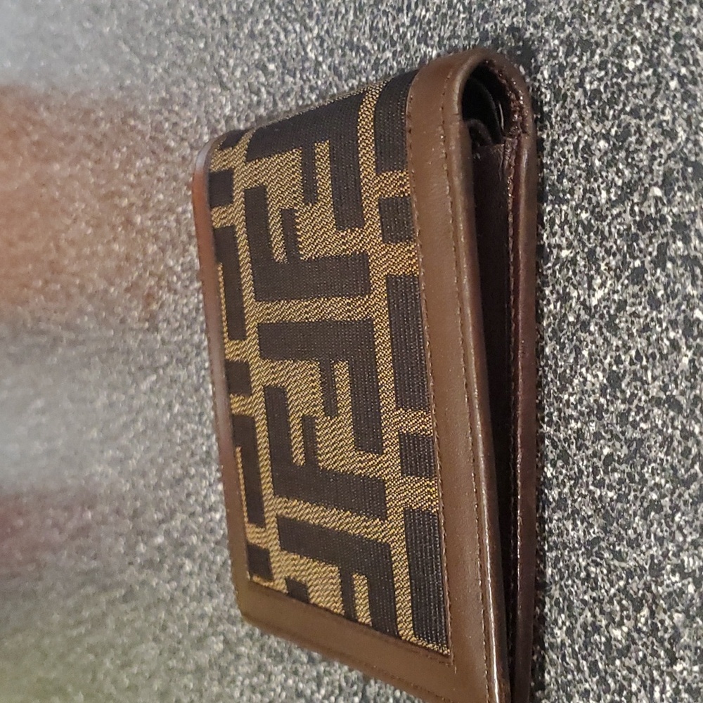 Fendi Mens Wallet - Picture 10 of 12